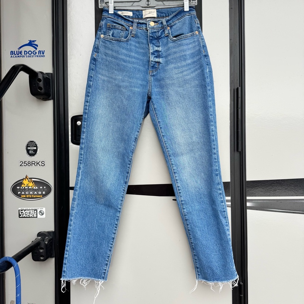Universal Thread High Rise 90’s Slim Ankle Crop Jeans